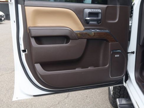 Used 2017 GMC Sierra 3500 Denali w/ Duramax Plus Package image 19