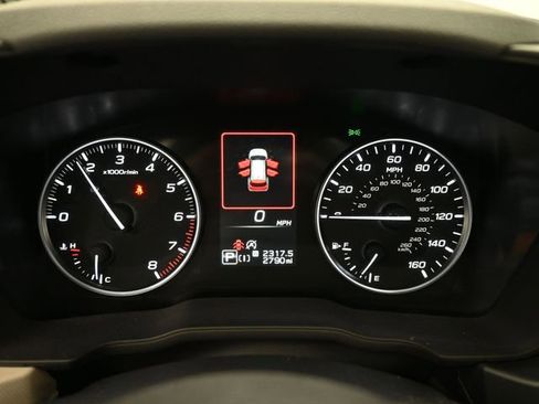 Used 2025 Subaru Forester Premium image 16