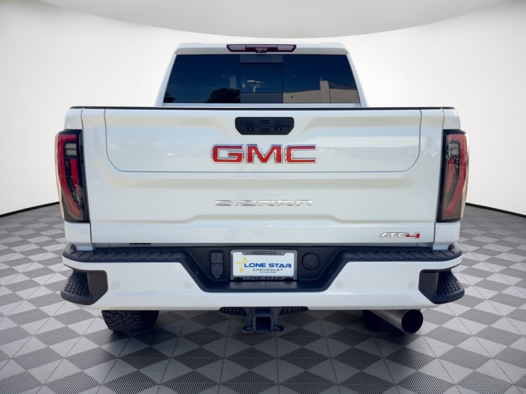 Used 2024 GMC Sierra 2500 AT4 w/ AT4 Premium Plus Package AWD/4WD image 11