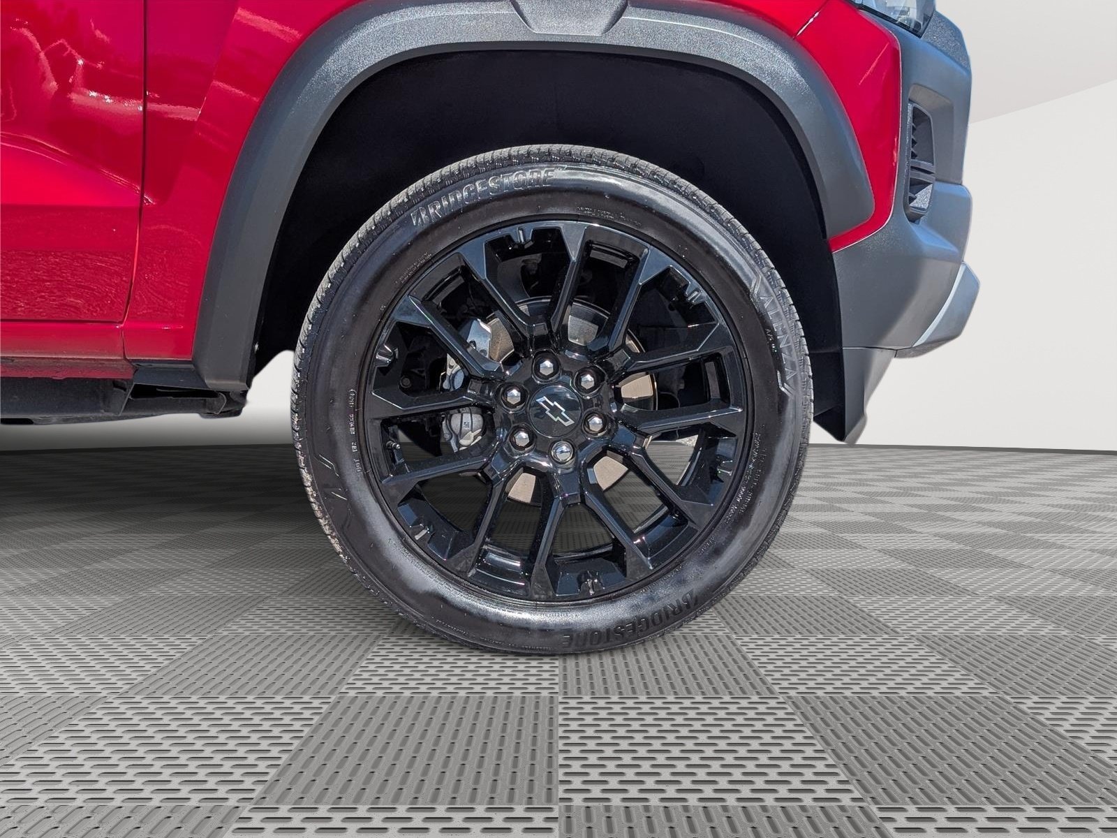 Used 2024 Chevrolet Colorado Trail Boss w/ LPO, Dark Essentials Package AWD/4WD image 9