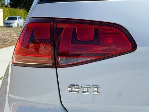 Used 2015 Volkswagen GTI Autobahn image 33