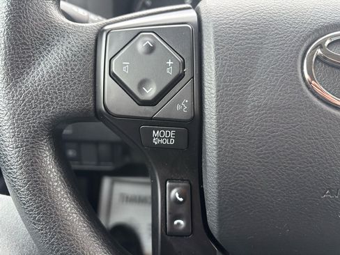 Used 2023 Toyota Tacoma SR image 17