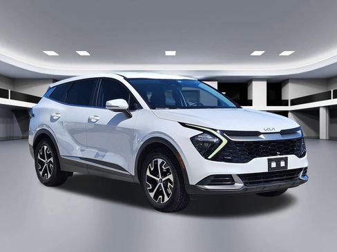 Certified 2023 Kia Sportage EX image 8