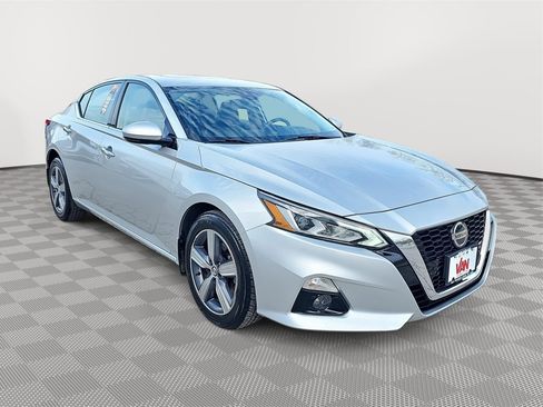 Used 2019 Nissan Altima 2.5 SL image 3