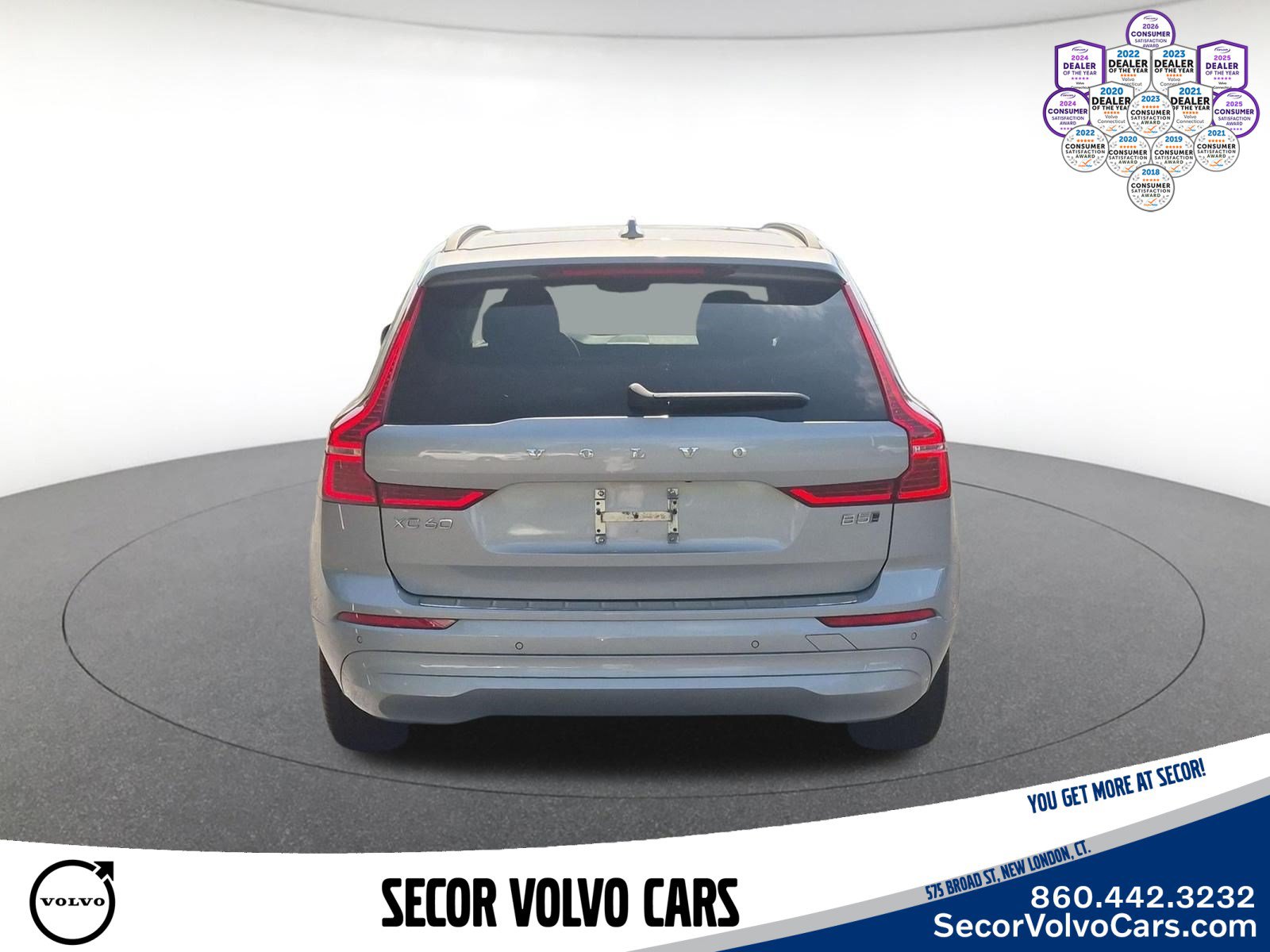 Used 2023 Volvo XC60 B5 Core AWD/4WD image 8