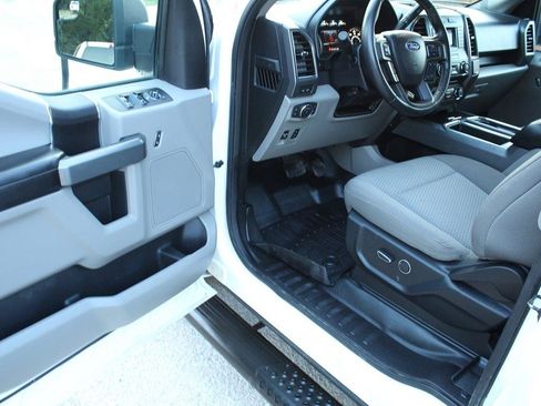 Used 2018 Ford F150 XLT w/ Equipment Group 301A Mid AWD/4WD image 17