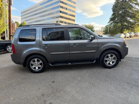 Used 2011 Honda Pilot Touring image 5