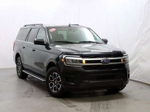 Used 2022 Ford Expedition Max XLT image 1