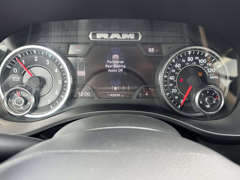 Used 2025 RAM 1500 Big Horn AWD/4WD image 25
