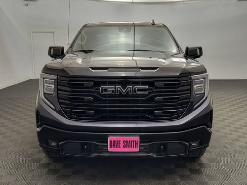 Used 2022 GMC Sierra 1500 SLT w/ SLT Convenience Package AWD/4WD image 6