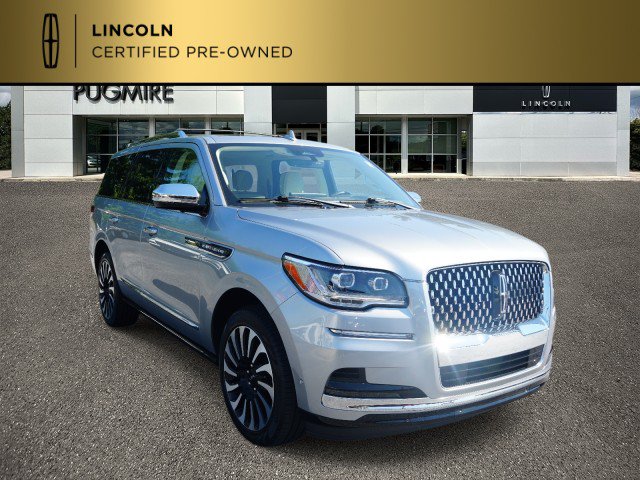 Certified 2024 Lincoln Navigator Black Label AWD/4WD image 1