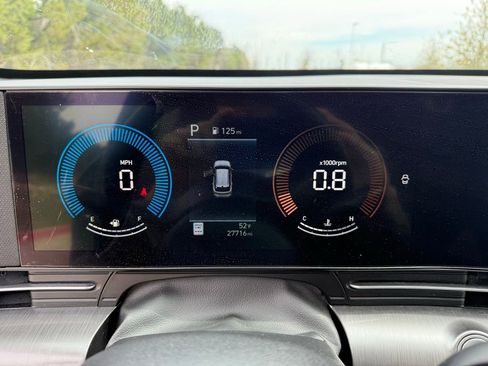 Certified 2024 Hyundai Kona SEL image 17