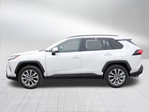 Certified 2025 Toyota RAV4 XLE Premium image 4