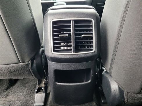 Used 2023 Kia Sportage LX image 17