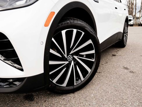 New 2026 Volkswagen ID.4 Pro image 14