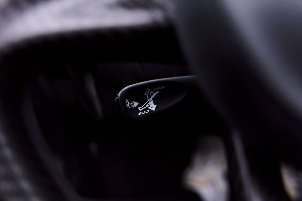 Used 2022 McLaren 765LT RWD image 80