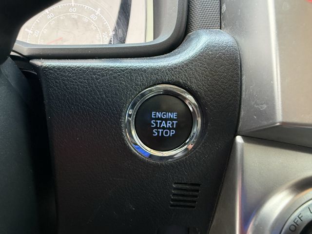 Used 2024 Toyota 4Runner SR5 AWD/4WD image 21