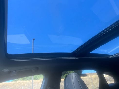 Used 2023 Lexus RX 500h F Sport image 24