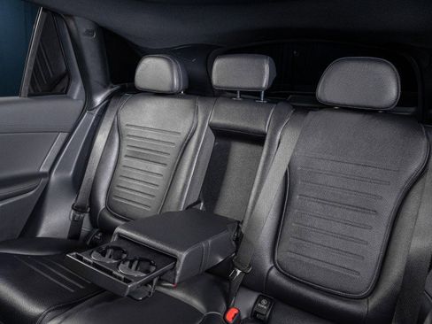 New 2026 Mercedes-Benz GLC 300 image 27