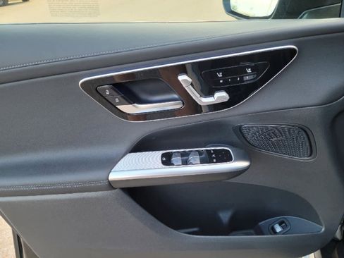 New 2025 Mercedes-Benz GLC 43 AMG 4MATIC image 12