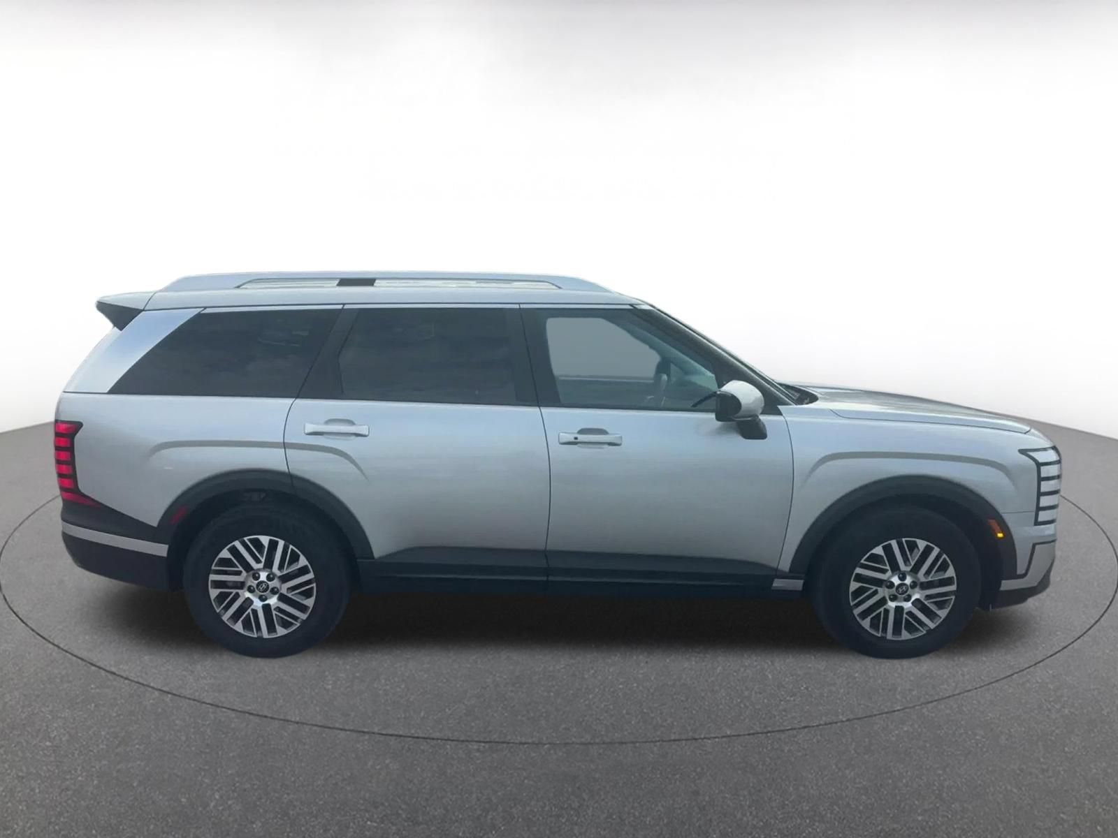 Used 2026 Hyundai Palisade SEL AWD/4WD image 14