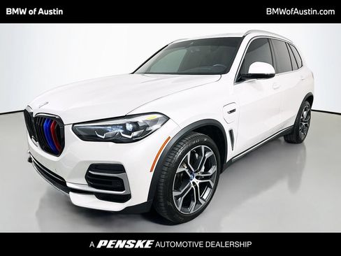 Used 2022 BMW X5 xDrive45e w/ Climate Comfort Package AWD/4WD image 1