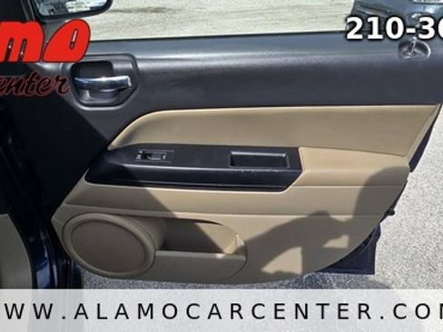 Used 2016 Jeep Compass Sport w/ Power Value Group FWD image 18