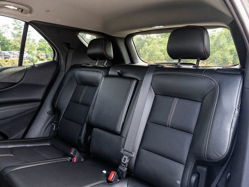 Used 2023 Chevrolet Equinox Premier AWD/4WD image 18