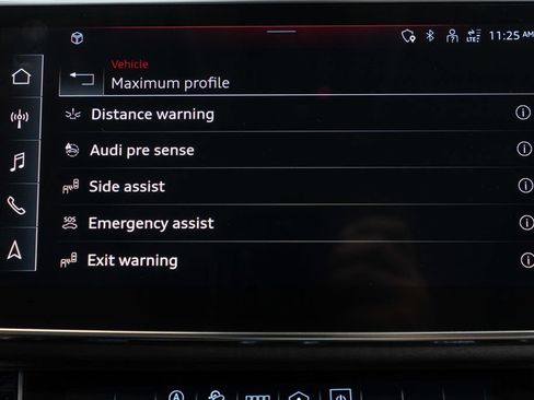 Used 2023 Audi Q8 Premium Plus AWD/4WD image 29