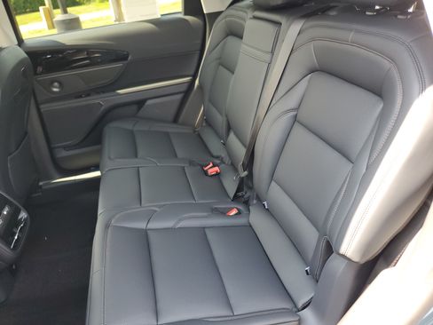 New 2026 Lincoln Nautilus Premier w/ Equipment Group 102A AWD/4WD image 31