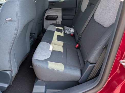 New 2025 Ford Maverick XLT w/ XLT Luxury Package FWD image 6