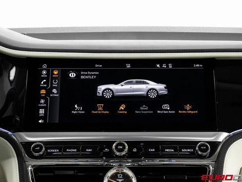 Used 2023 Bentley Flying Spur V8 image 24