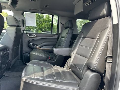 Used 2019 GMC Yukon XL Denali w/ Denali Ultimate Package AWD/4WD image 37