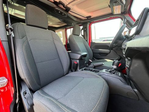 Used 2025 Jeep Wrangler Unlimited Sport S 4xe AWD/4WD image 14