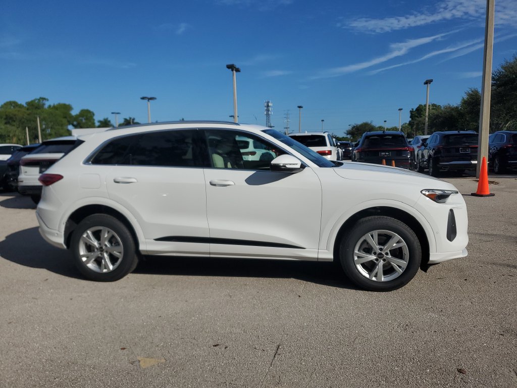 New 2026 Audi Q5 Premium AWD/4WD image 4