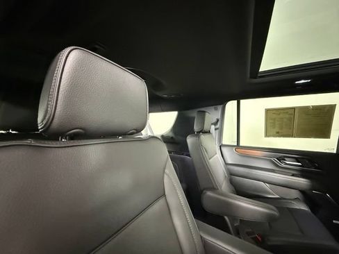 Used 2026 GMC Yukon XL Denali w/ Sun & Power Step Package AWD/4WD image 28