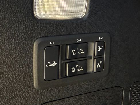 Used 2023 Lexus LX 600 4WD w/ Luxury Package image 59