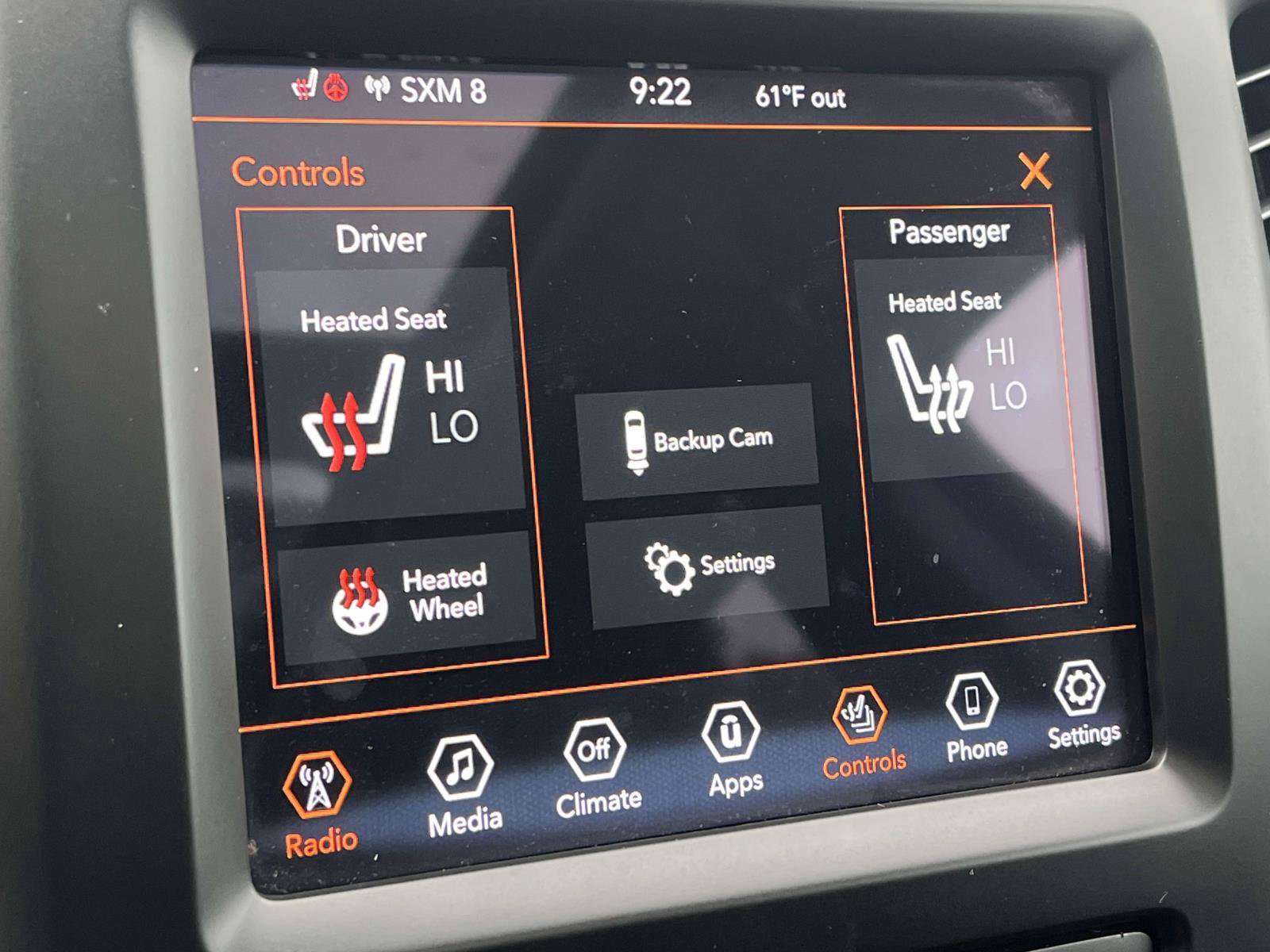Used 2022 Jeep Cherokee Latitude Lux w/ Sun & Sound Group FWD image 34