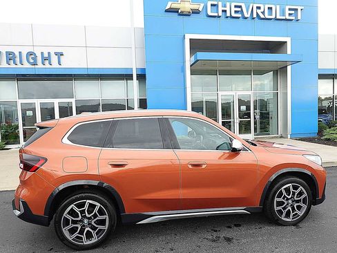 Used 2023 BMW X1 xDrive28i w/ Premium Package image 2