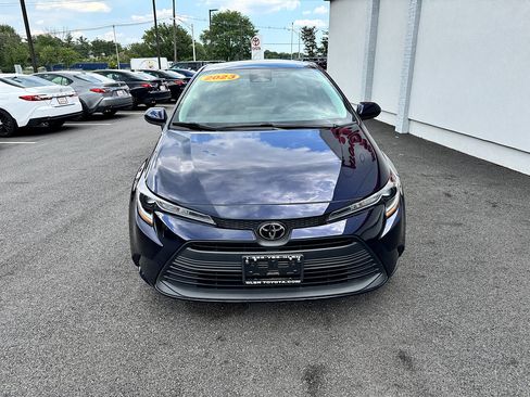 Certified 2023 Toyota Corolla LE w/ Carpet Mat Package (TMS) FWD image 3