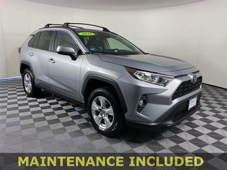 Used 2021 Toyota RAV4 XLE image 1