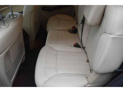 Used 2017 Mercedes-Benz GLS 450 4MATIC image 15