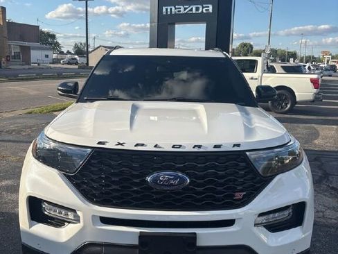 Used 2020 Ford Explorer ST w/ ST Street Pack image 6