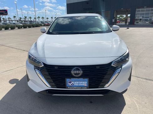 Used 2025 Nissan Sentra S FWD image 2