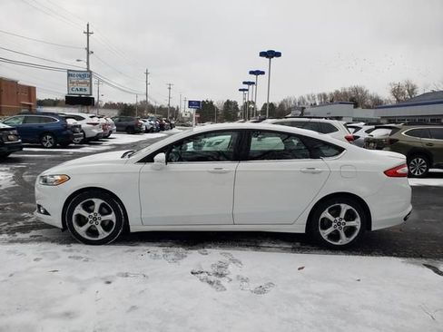 Used 2016 Ford Fusion SE image 6
