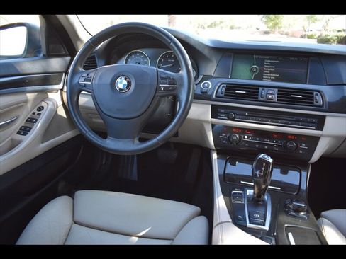 Used 2012 BMW 528i Sedan RWD image 30