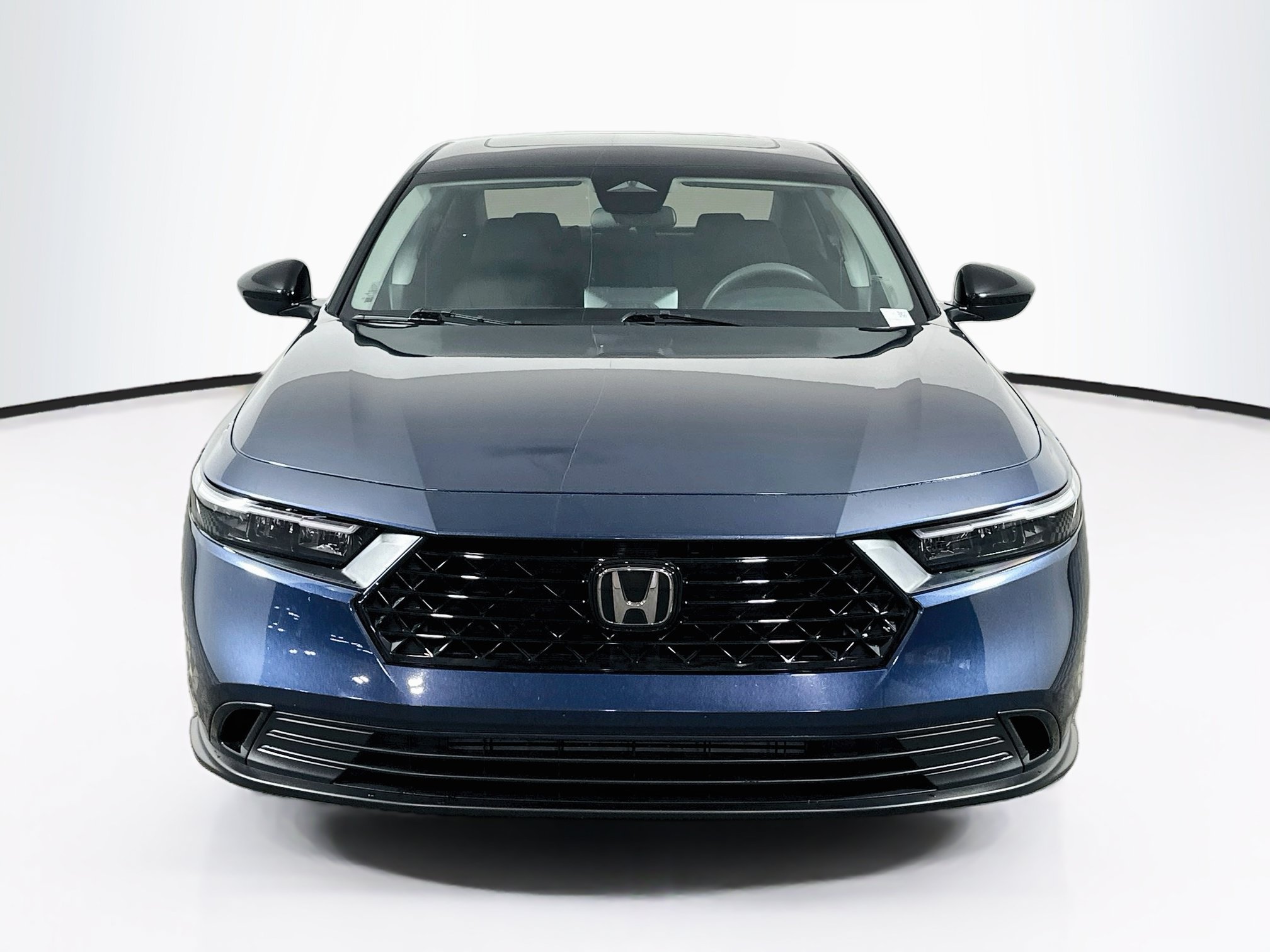 Used 2025 Honda Accord SE image 2