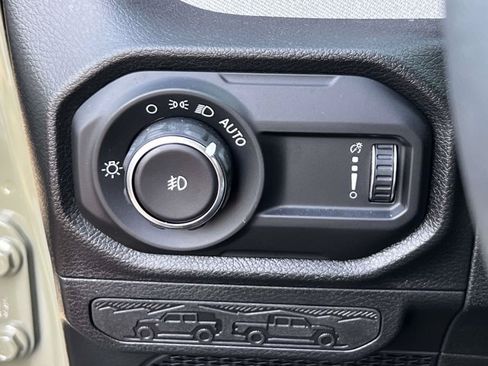 Used 2026 Jeep Wrangler Unlimited Sport AWD/4WD image 17
