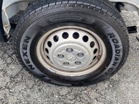 Used 2025 RAM ProMaster 2500 FWD image 21
