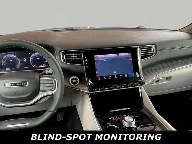 Used 2024 Jeep Wagoneer Series II w/ Flexible Seating Group AWD/4WD image 9